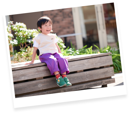 ベビエアファン付きベストの着用イメージ 4 手ぶらで涼しい子ども用ファンベスト